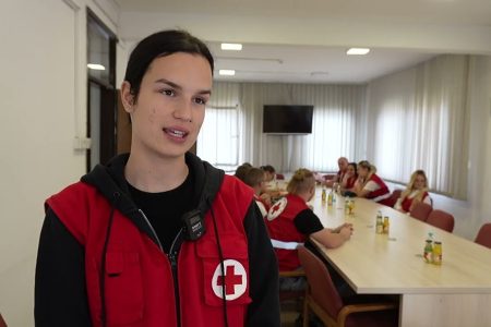 24 volontera Crvenog križa Lukavac spremno za ovogodišnji Marš mira
