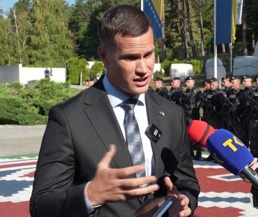 34 godine od formiranja 2. korpusa Armije RBiH: U Lukavcu odana počast poginulim borcima i šehidima