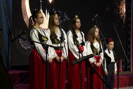 Održan humanitarni koncert u Lukavcu – U susret Ramazanu, dova za djecu Palestine