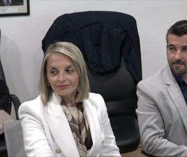 Lukavac među liderima u podršci mladima: KULT uručio priznanje Gradu