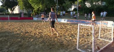 Pijesak, lopta i luda zabava – ljetna sportska priča iz Lukavca