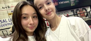 Sportisti iz Lukavca briljirali! Preko 40 medalja sa turnira u Tešnju, Tuzli i Zvorniku