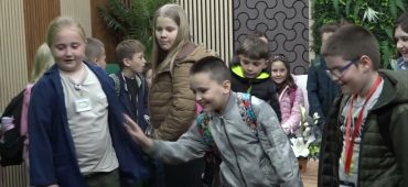 Učenici OŠ “Lukavac Grad” posjetili RTV Lukavac