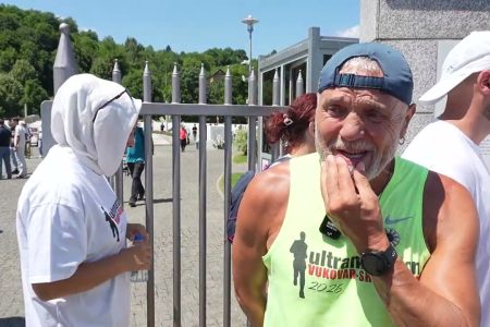 Učesnici Marša mira stigli u Potočare nakon trodnevnog pješačkog pohoda